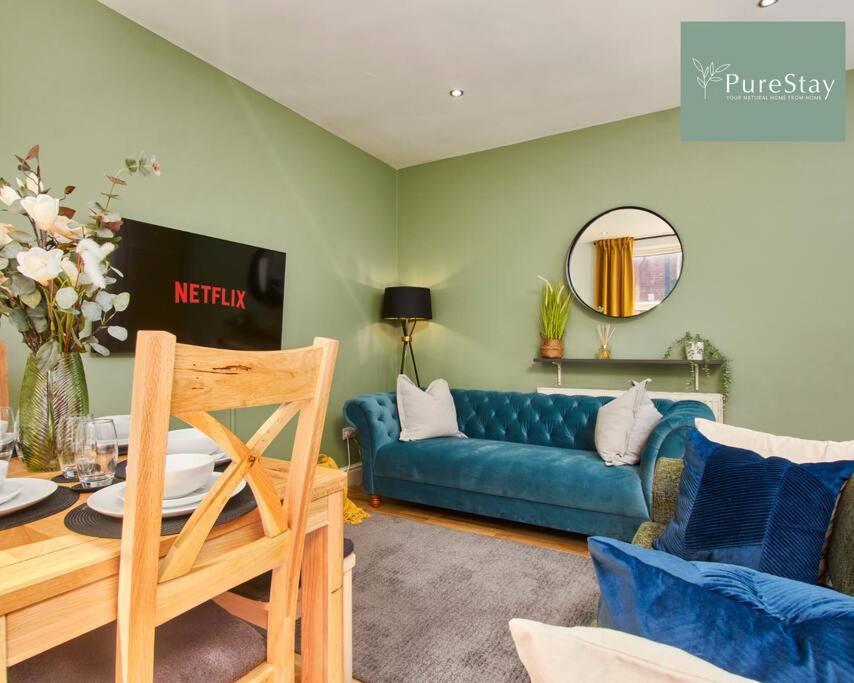 Large Leeds With Free Parking Sleeps 8 Apartamento Leeds (West Yorkshire)