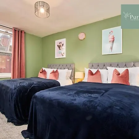 Large Leeds Home With Free Parking Sleeps 8 Extérieur photo