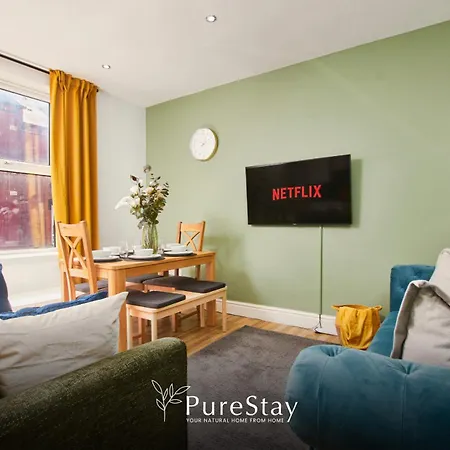 Large Leeds Home With Free Parking Sleeps 8 Extérieur photo